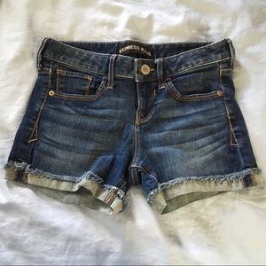 EXPRESS High-waisted cuttoffs